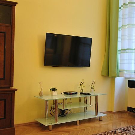 Vertigo Apartment براغ المظهر الخارجي الصورة